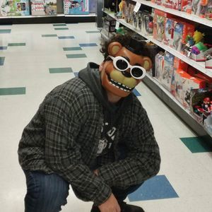 Meet your Posher, Ethan